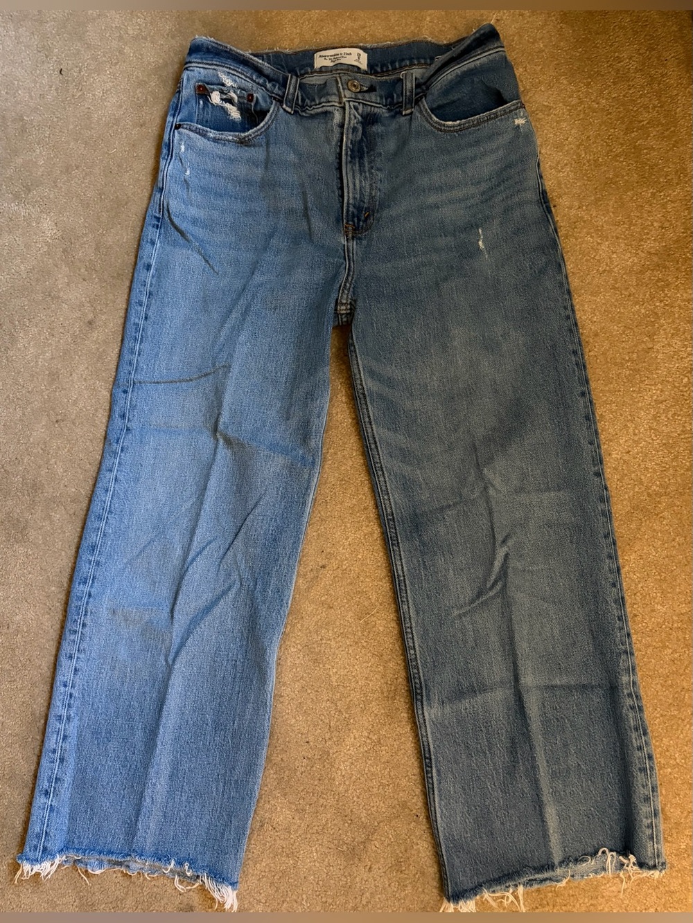 0021-Abercrombie & Fitch Light Blue High-Rise Relaxed Jeans